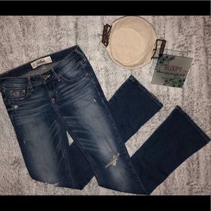 ‼️SALE‼️ NEW!! Hollister Skinny Flare Jeans, 0S!